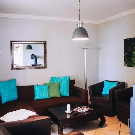 Feriehus Landfein-villa Marathon *