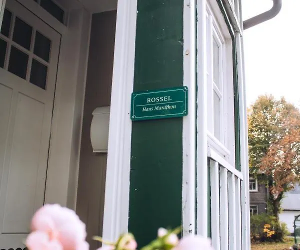 Landfein-villa Marathon *